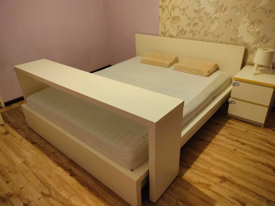 Спалня с подматрачна рамка