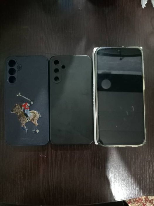 Samsung A15 256 Gb xolati zor bitta qol tutilgan