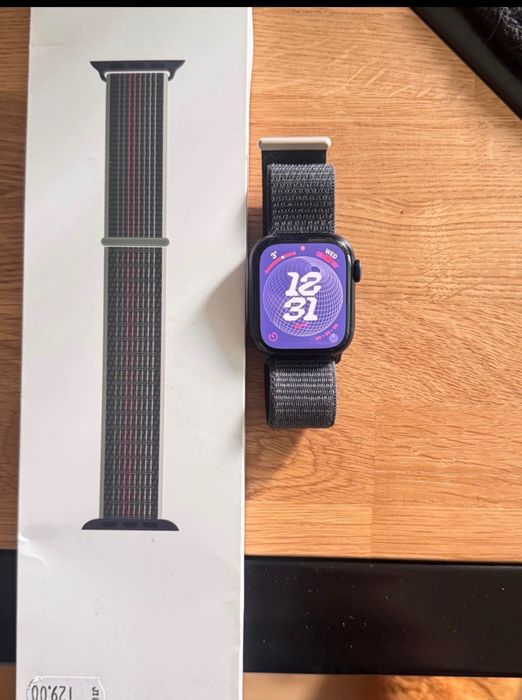 Apple watch 9, 41 mm, чисто нов