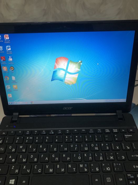 Noudbuk mini acer