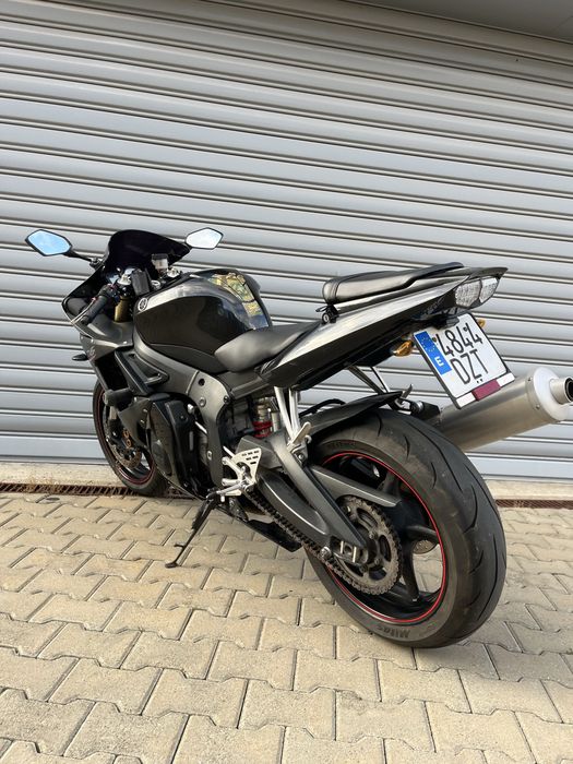 Yamaha  YZF R6 . Vanzari si in rate!