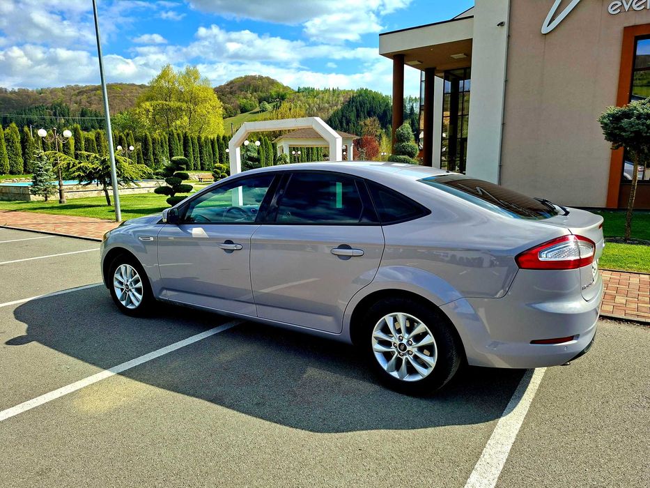 Ford mondeo an 2010 2l diesel