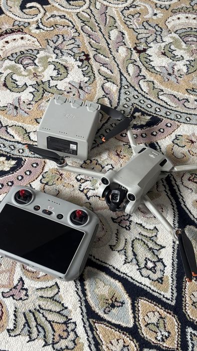 Dji mini 3 pro / fly more combo