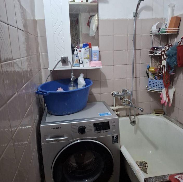 Двухкомнатная -школа, сад рядом