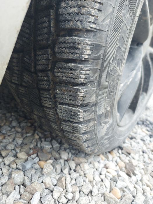 Vând jante Bmw r16 în stare foarte bună ,mai multe detalii privat