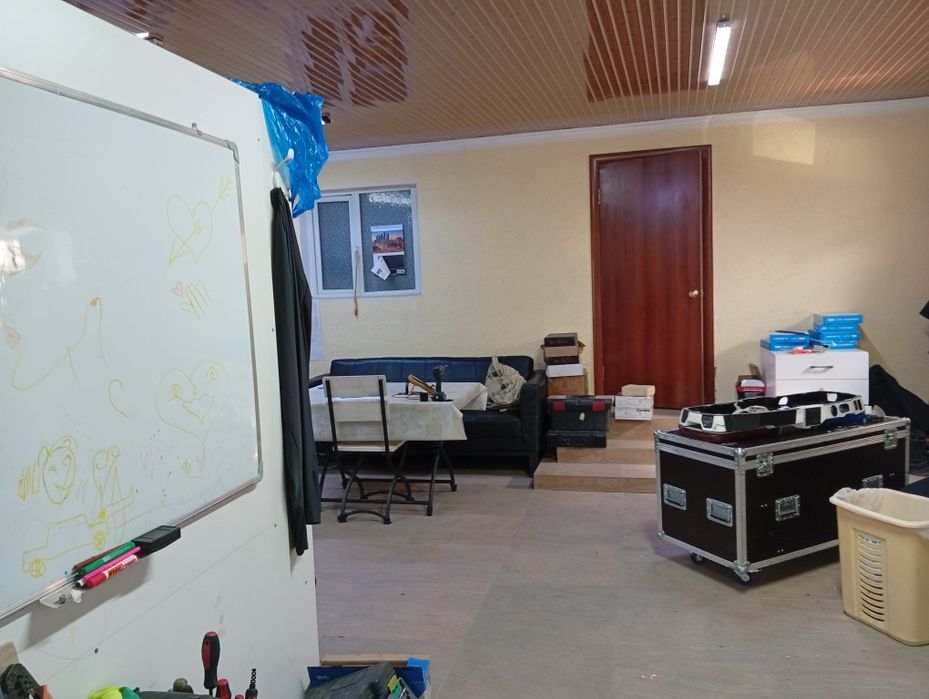 Сдается в аренду здание.