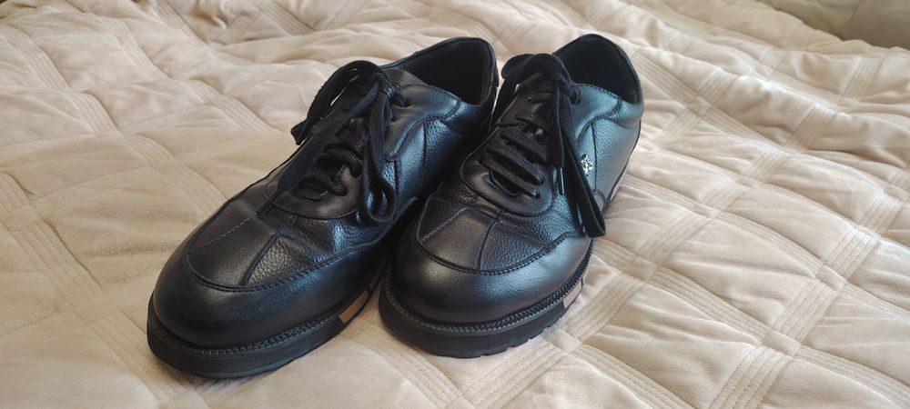 Продам мужские туфли