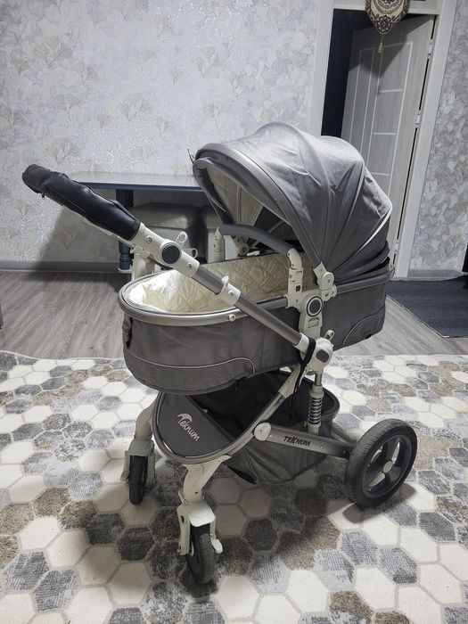 Продам детскую каляску