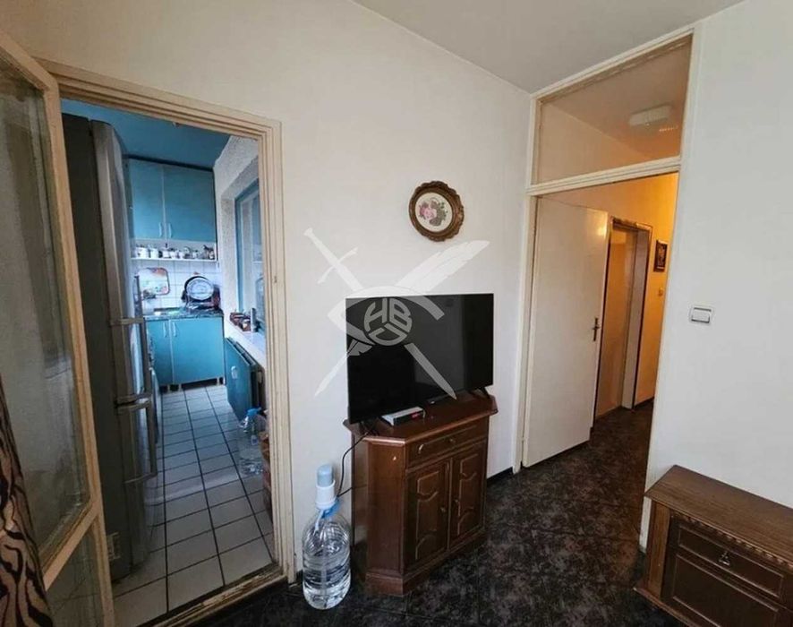 Дава се под наем Тристаен апартамент в София, Младост 4 - 104 кв.м за 190000 € - Снимка #4