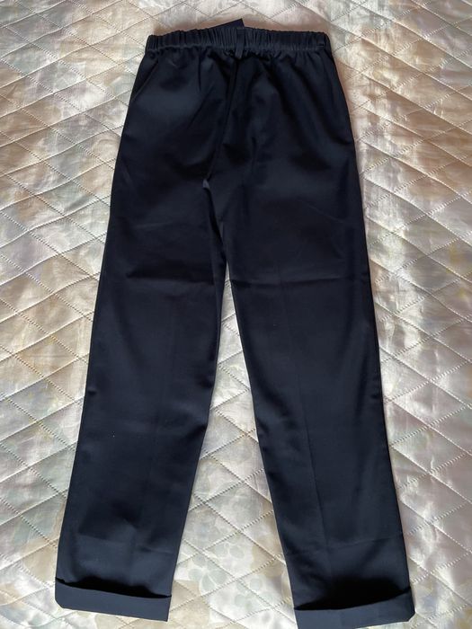 Продам школьные брюки и жилет