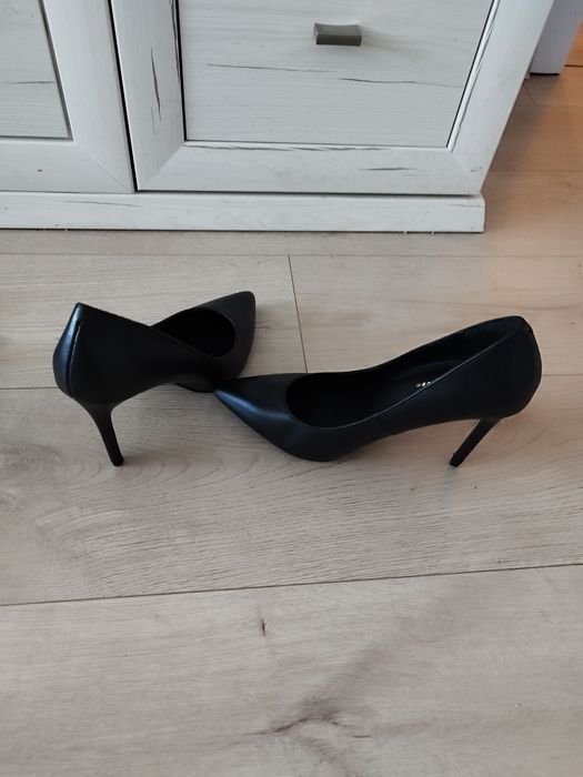 Дамски елегантни обувки 40 номер