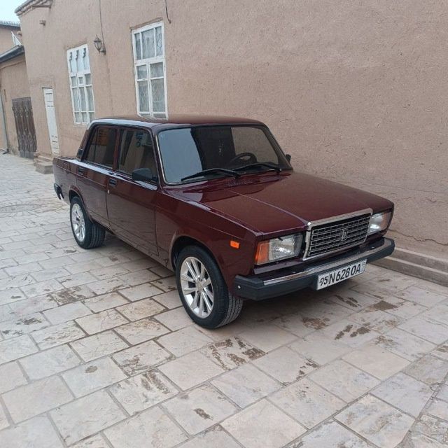 Жигули ваз 2107 сотилади