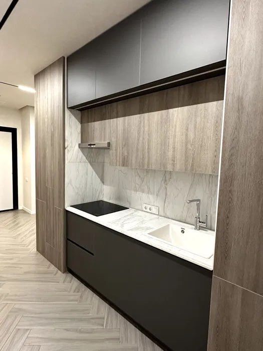 Сдам 3комн 22этаж Жк Акай Сити Хамид Алимджан 94м² Дархан