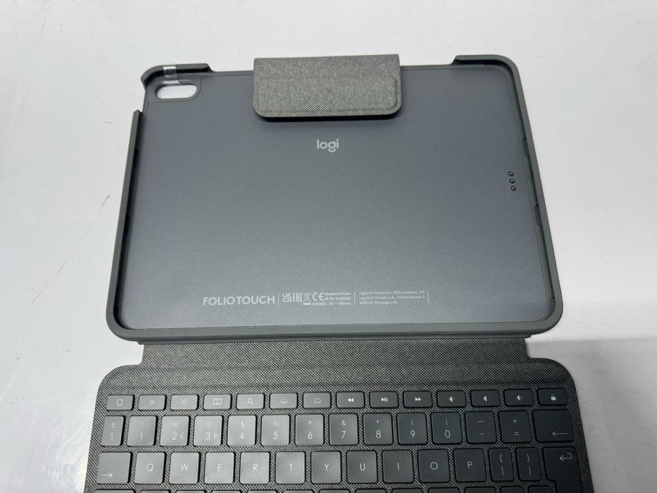 Клавиатура - Folio Touch iPad Air 11-inch M2/iPad Air 4th & 5th gen