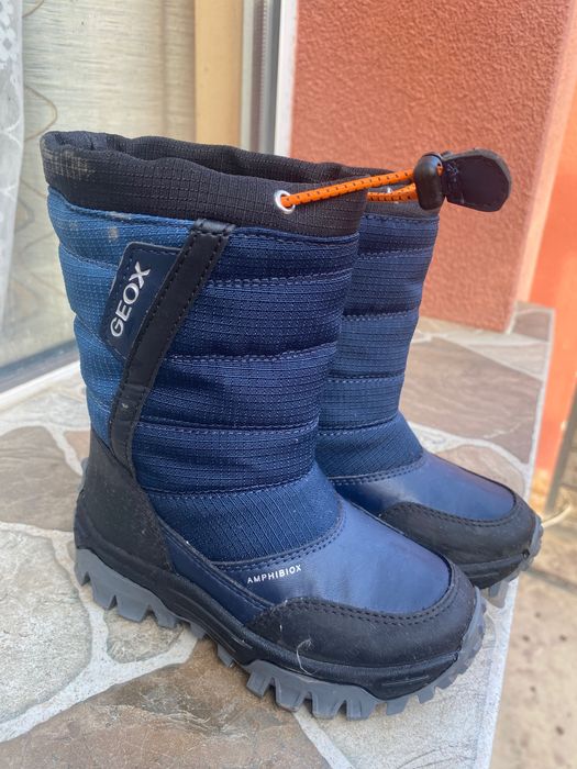 Детски апрески, само пробвани.