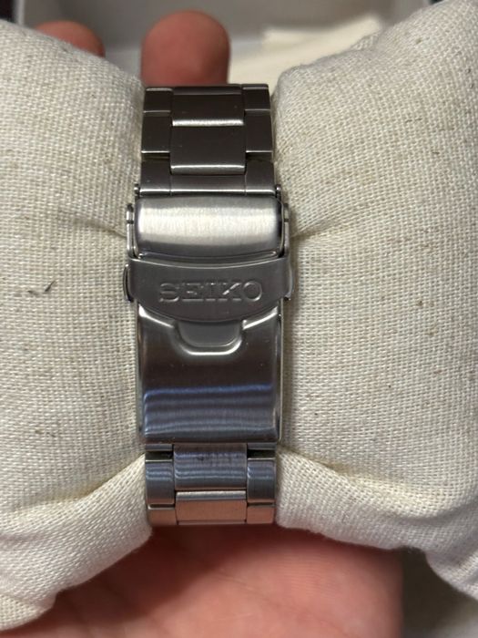 НОВ!!! Часовник SEIKO
