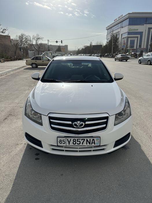 Cruze 1.6 AT без ДТП