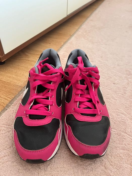 Маратонки Nike за момиче