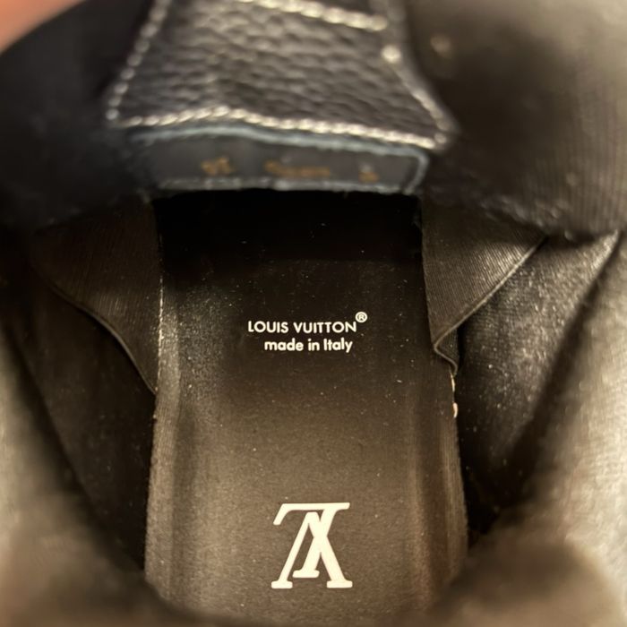 Lv sneakers, marimea 43