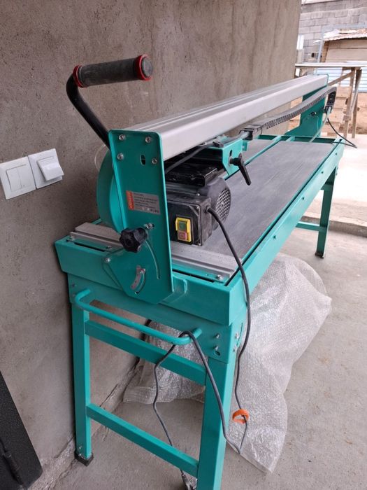 Электический плиткорез