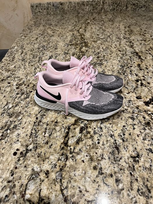 NIKE Маратонки 40,5 размер