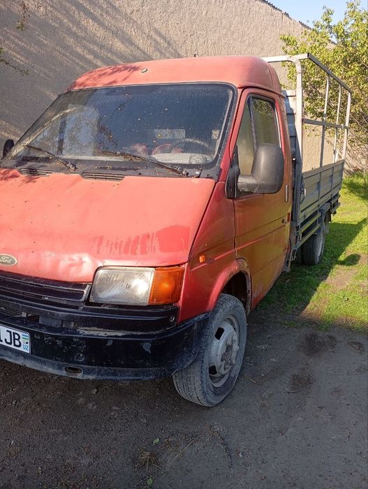 Ford tranzit 1990 yil gaz benzin samosvalga tayyorlangan balonlar zoʻr