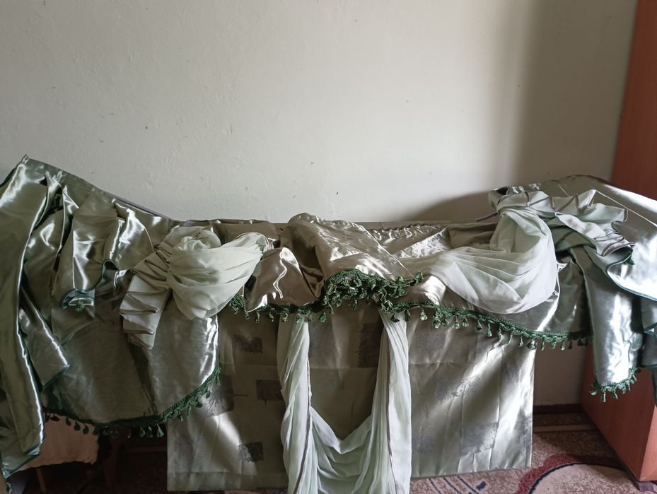 Шторы: портьеры, тюль, лабрикен.