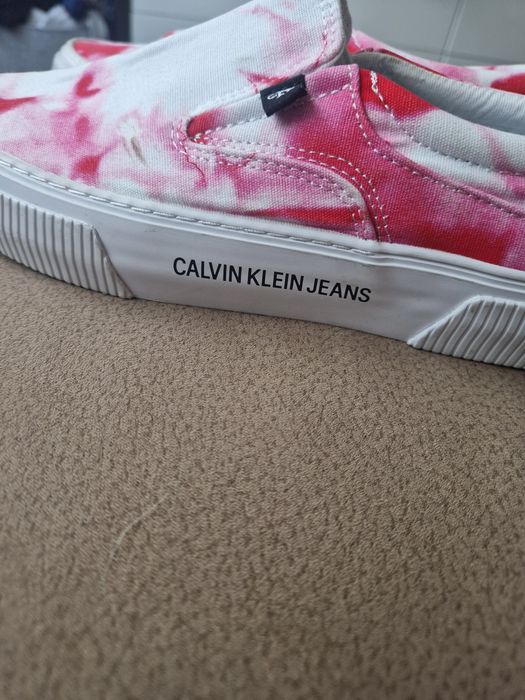 Teniși  Calvin Klein marimea 38