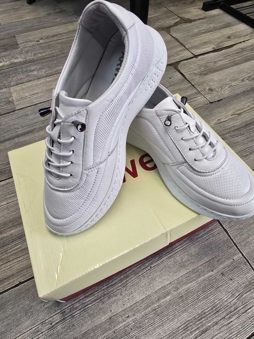 Дамски обувки пролетно-есенни