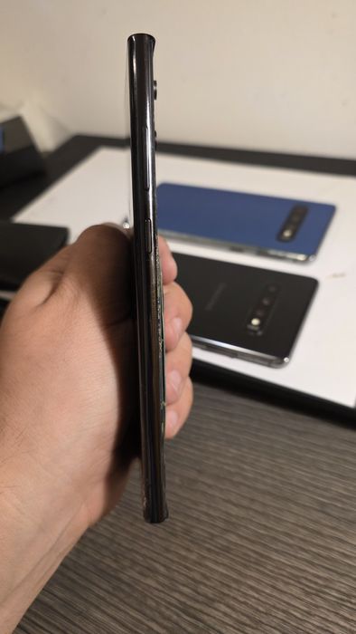 Samsung S22 Ultra pentru piese