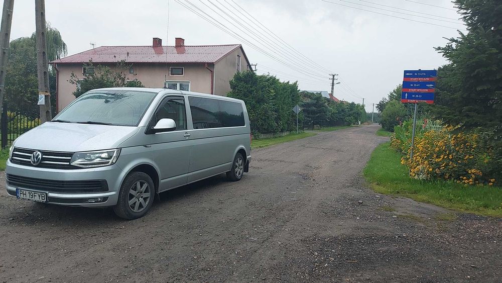 VOLKSWAGEN Caravelle