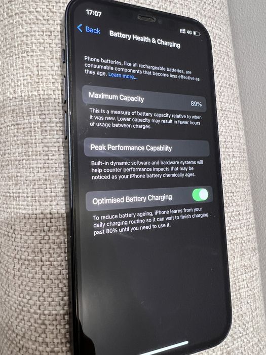 Iphone 12 64gb battery health 89%