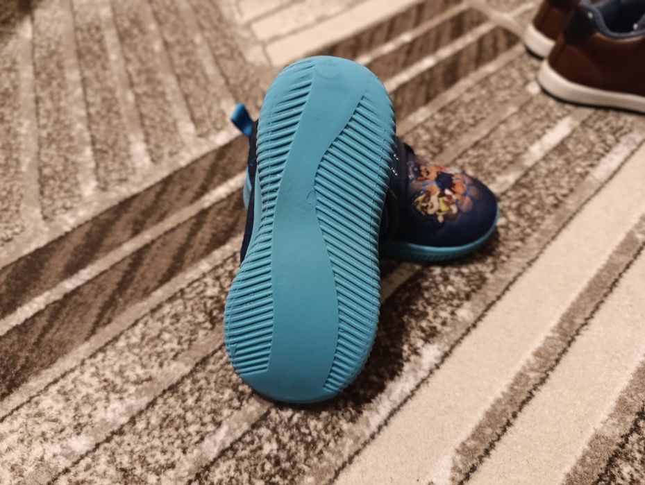 Детски обувки р-р 25