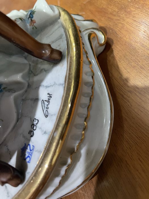 Продаи статуэтку