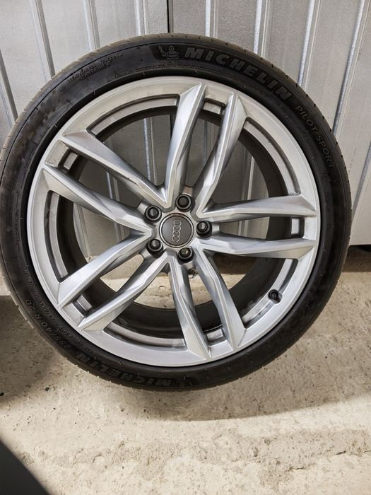 Vând jante Audi R20 OEM