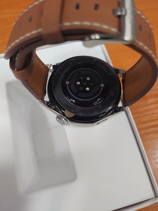 Смарт часовник Honor watch 6