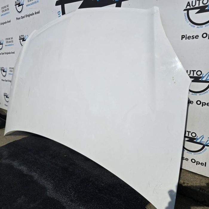 Capota motor alba Z40R Opel Zafira B