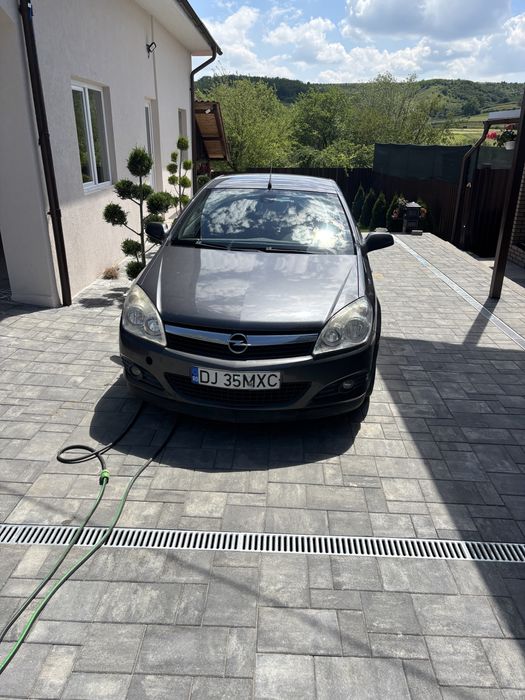 Vand opel astra Twin Top