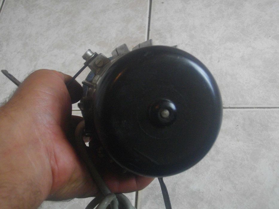 Бавна скорост 75W/80-200W CREUSEN Шмиргел Обущарски Ruler-0,35А Гр/Хол