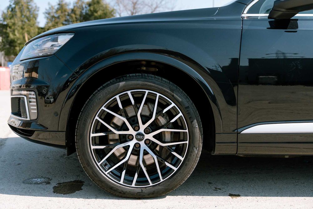 Audi q7 E-tron plug-in hybrid quattro S-line