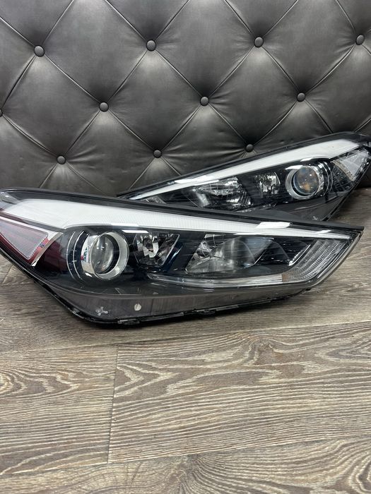 Hyundai tucson фвр фарове ляв и десен