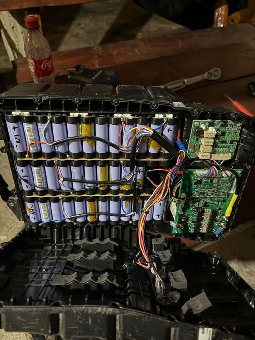 Pachet baterii litiu ion 50.4v 42.7ah celule 18650 2.9