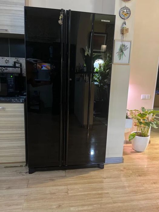 Холодильник самсунг черный