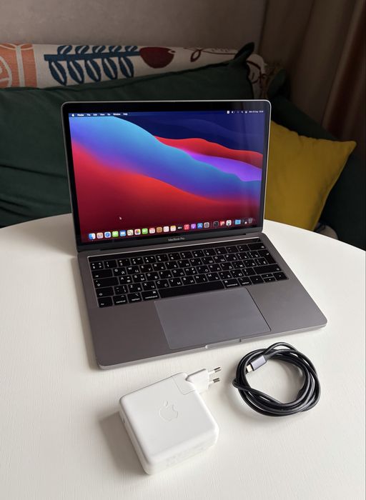 MacBook Pro 13” 2019 / Intel Core i5 / 16 GB / 512 GB