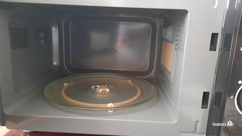 Cuptor microunde