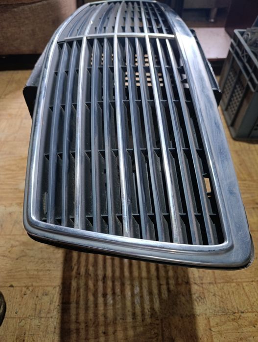 Решётка радиатора на Мерседес W140