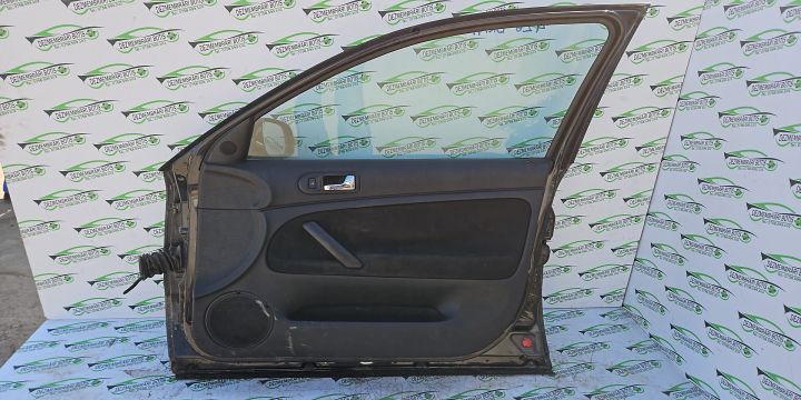 Usa / Portiera fata dreapta Volkswagen VW Passat B5