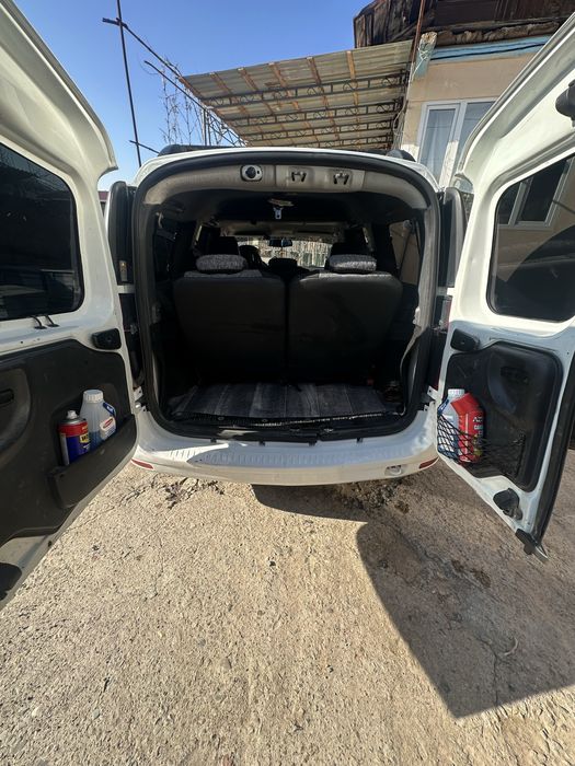 Lada largus sotiladi