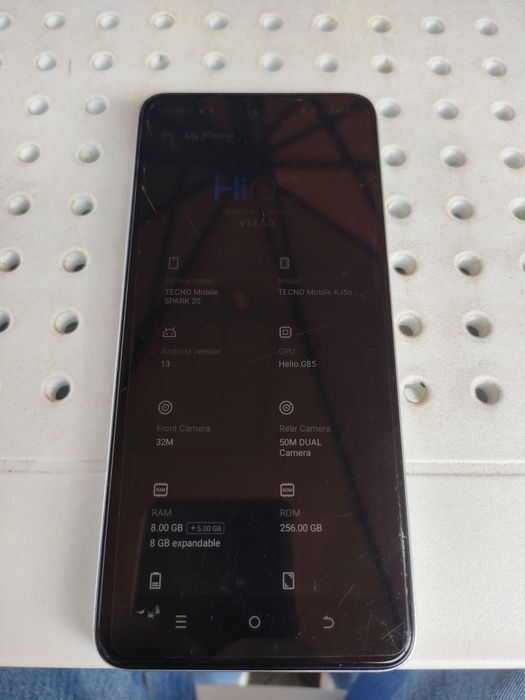 Vând Tecno Spark 20 - 256GB / 8GB RAM - Merge brici, rupe tot!