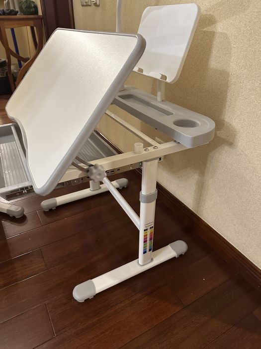 Стол для школьника